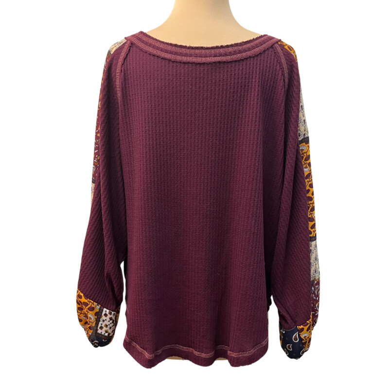 Hummingbird Boho Top<br />
From Anthropologie<br />
Waffle Texture<br />
Patchwork Design Detail<br />
Burgandy with Cream, Yellow, Navy and White<br />
Size: Large