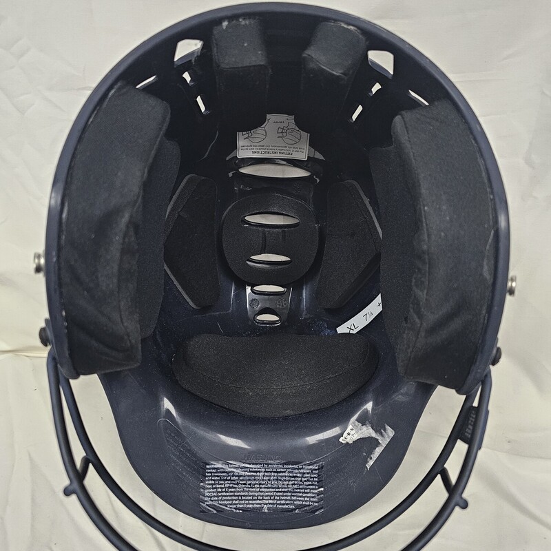 Rip-It Softball Batting Hemlet With Mask<br />
Navy<br />
Size: XL  7 1/4+<br />
Pre-owned