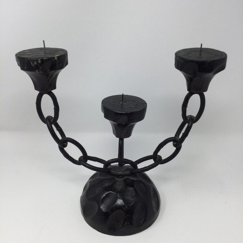 Gothic Hammered & Chain Candle Holder,
Black,
Size: 11 X 10 In