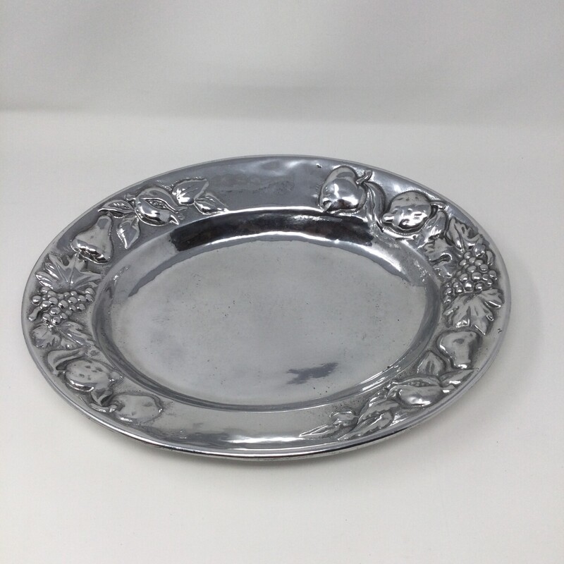 Fruit Embossed Platter,
Silver,
Size: 15 X 11.5 In