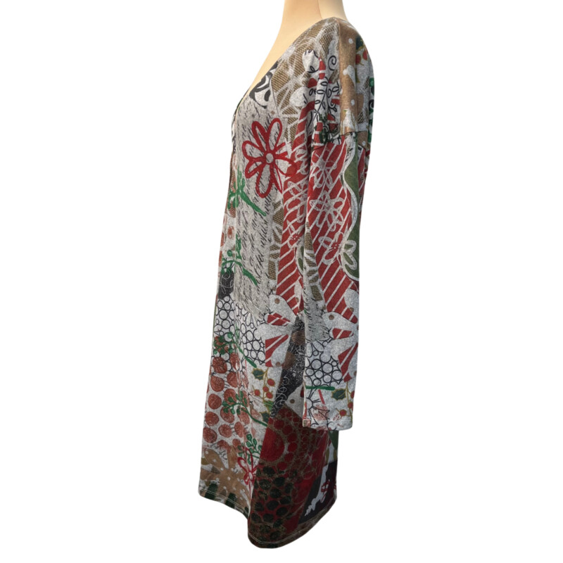 Art Purpose Open Duster<br />
Pockets On Front<br />
Gray with Red, Green, Black and Brown<br />
Size: Large