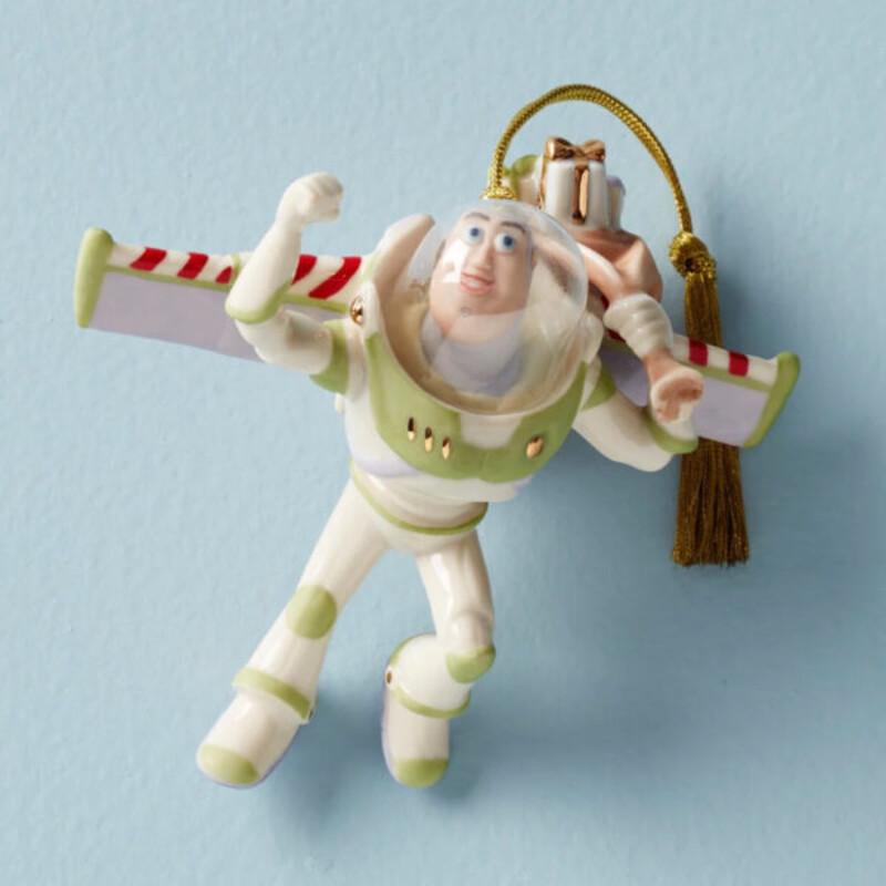 Lenox Buzz Lightyear Ornament
Green Purple Tan Size: 5 x 4H
Original box included