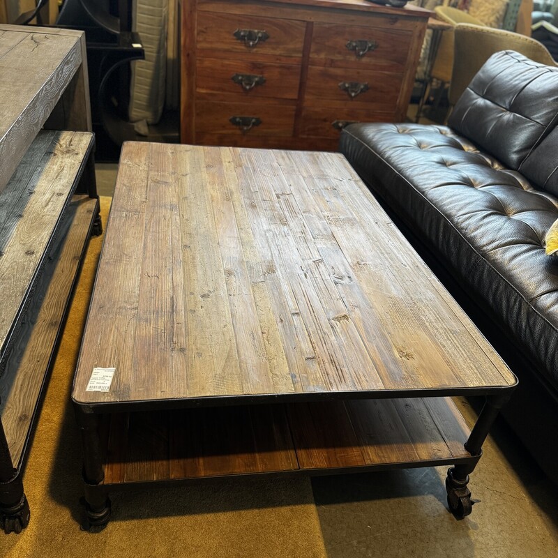 Restoration Hardware Dutch Industrial Coffee Table<br />
<br />
Size: 35Wx55Lx17T