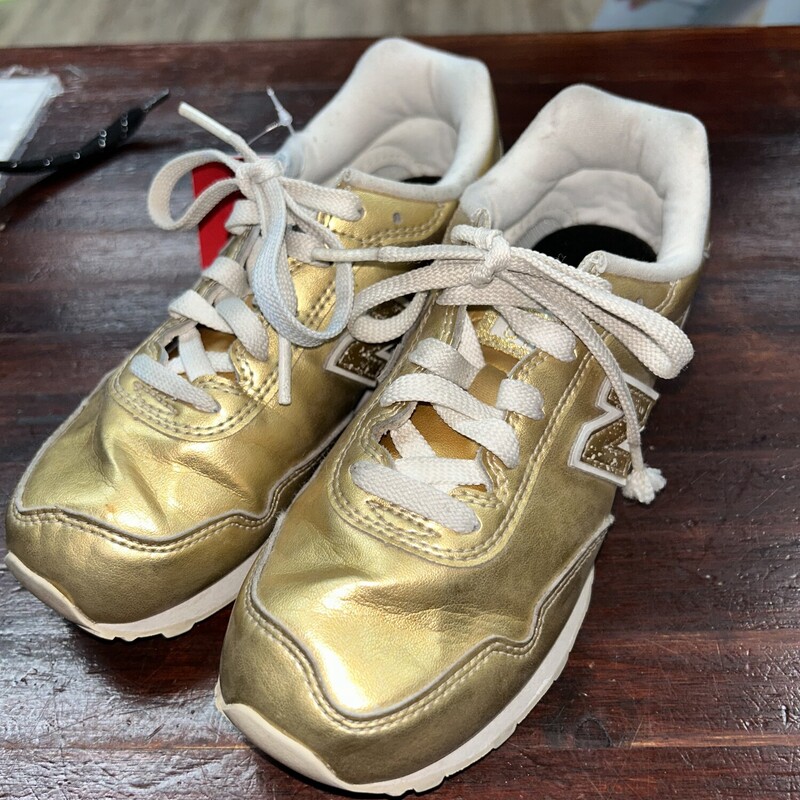 Y2 Gold Logo Sneaker