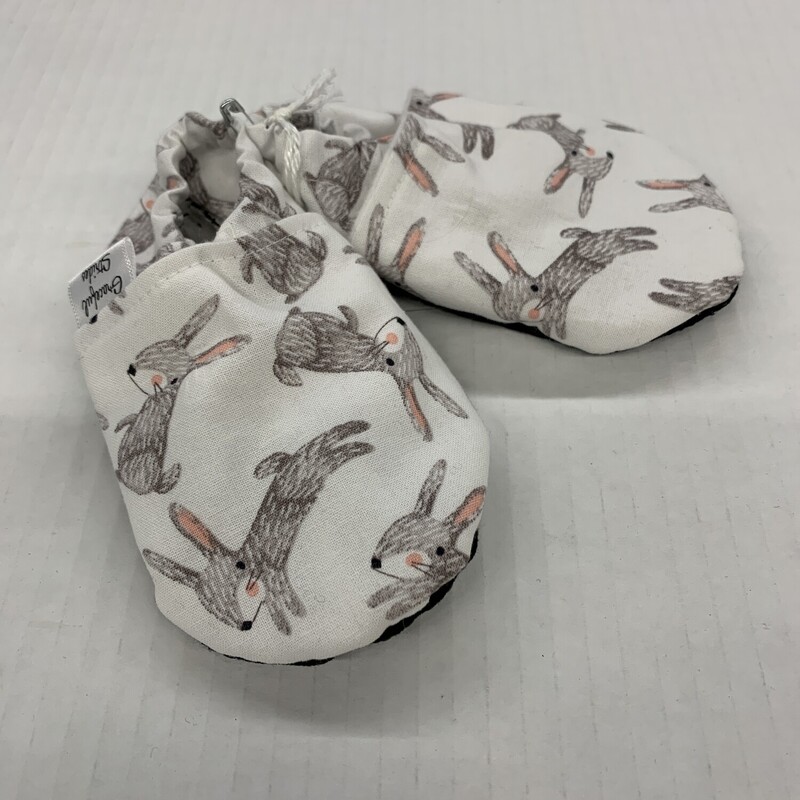 By Grace, Size: 9-12m, Item: Slippers