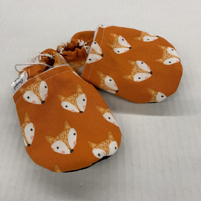 By Grace, Size: 9-12m, Item: Slippers