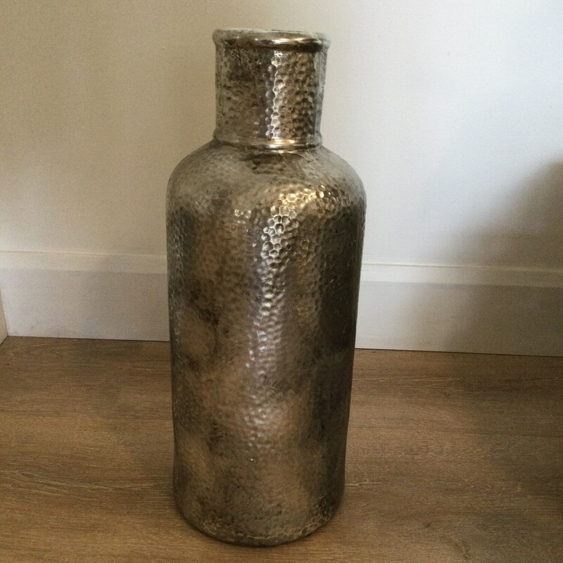 Distressed Silver Vase,
Silver,
Size: 16.5 X 6.5 In