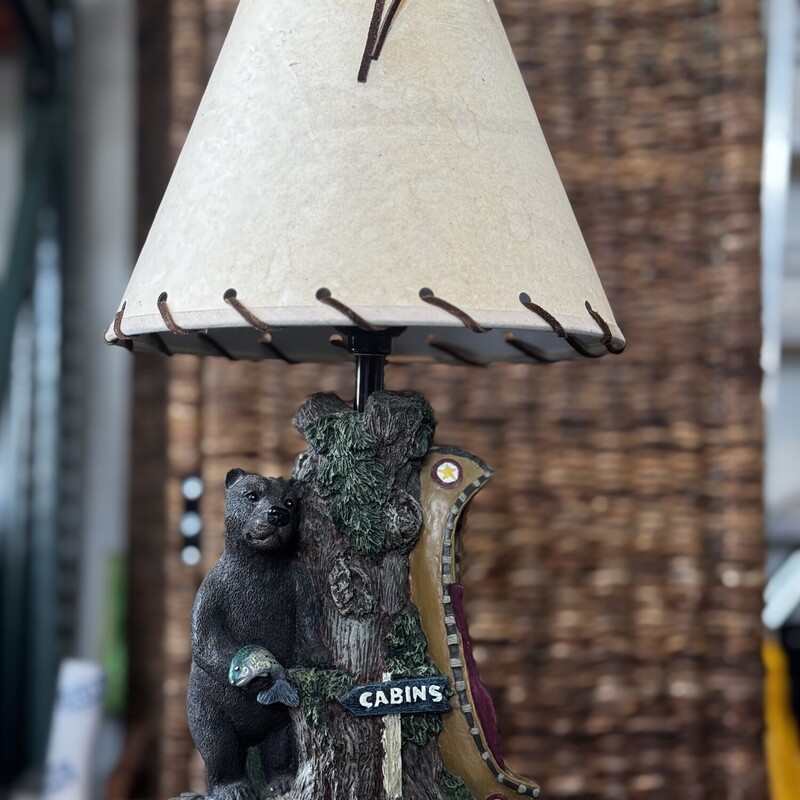 Bear Mountain Lamp

Size: 14.5T