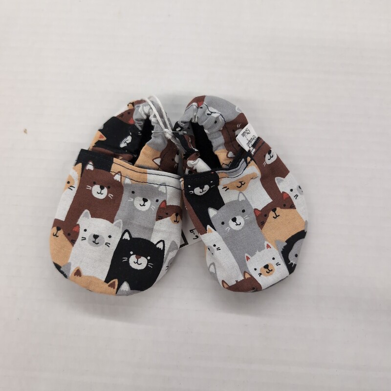 By Grace, Size: 6-9m, Item: Slippers