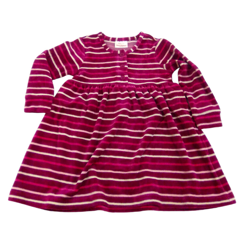 Dress: Pink Stripes, Girl, Size: 4t

Located at Pipsqueak Resale Boutique inside the Vancouver Mall, Suite 230, (upstairs between Round 1 and Golds Gym) or online at: #pipsqueakresale

All items are photographed prior to being steamed. Cross posted, items are located at #PipsqueakResaleBoutique, payments accepted: cash, paypal & credit cards. Any flaws will be described in the comments. More pictures available with link above. Local pick up available at the #VancouverMall, tax will be added (not included in price), shipping available (not included in price, *Clothing, shoes, books & DVDs for $6.99; please contact regarding shipment of toys or other larger items), item can be placed on hold with communication, message with any questions. Join Pipsqueak Resale - Online to see all the new items! Follow us on IG @pipsqueakresale & Thanks for looking! Due to the nature of consignment, any known flaws will be described; ALL SHIPPED SALES ARE FINAL. All items are currently located inside Pipsqueak Resale Boutique as a store front items purchased on location before items are prepared for shipment will be refunded.

#resalerocks #pipsqueakresale #shopvanmall #vancouverwa #portland #reusereducerecycle #fashiononabudget #chooseused #consignment #savemoney #shoplocal #weship #keepusopen #shoplocalonline #resale #resaleboutique #mommyandme #minime #fashion #reseller #usedclothing #usedtoys #secondhand #consign #store #clothes #womensclothes #kidsclothes