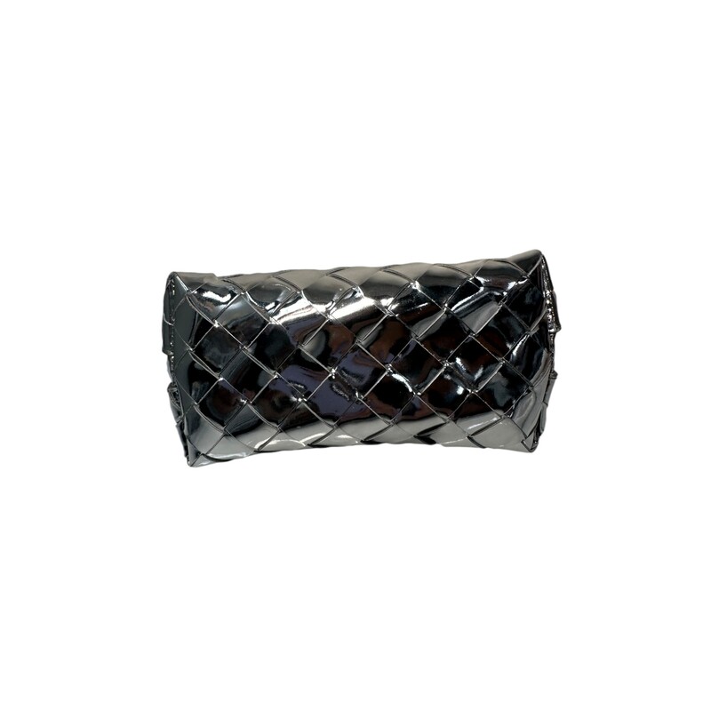 Bottega Venetta Woven<br />
Silver<br />
Size: OS<br />
A006590390