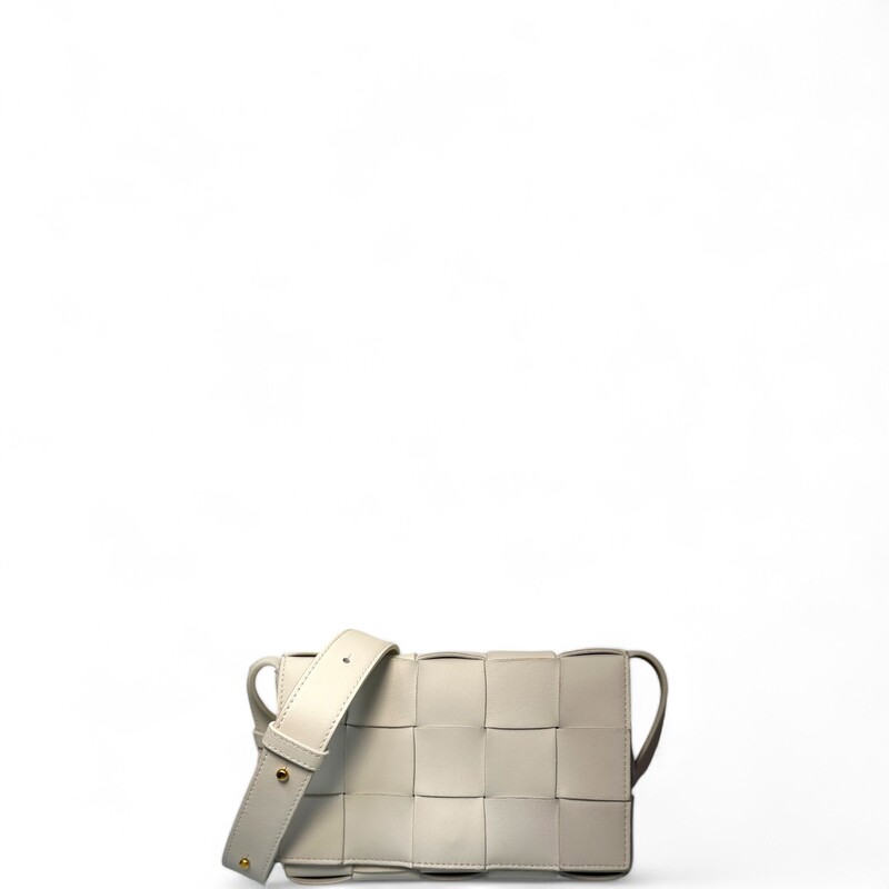 Bottega Veneta Cassette
White
 Size: Small
A00246609D