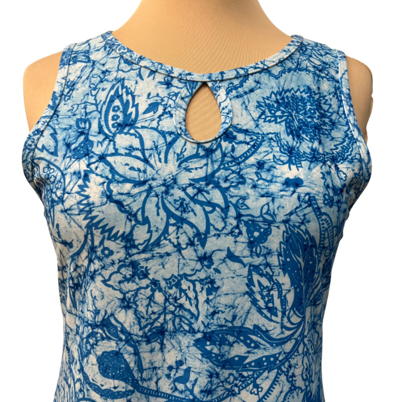 Nuu Muu Active Dress<br />
Keyhole Detail<br />
Skye/Cielo 2015 Pattern<br />
Aqua Blue and White<br />
Size: Medium