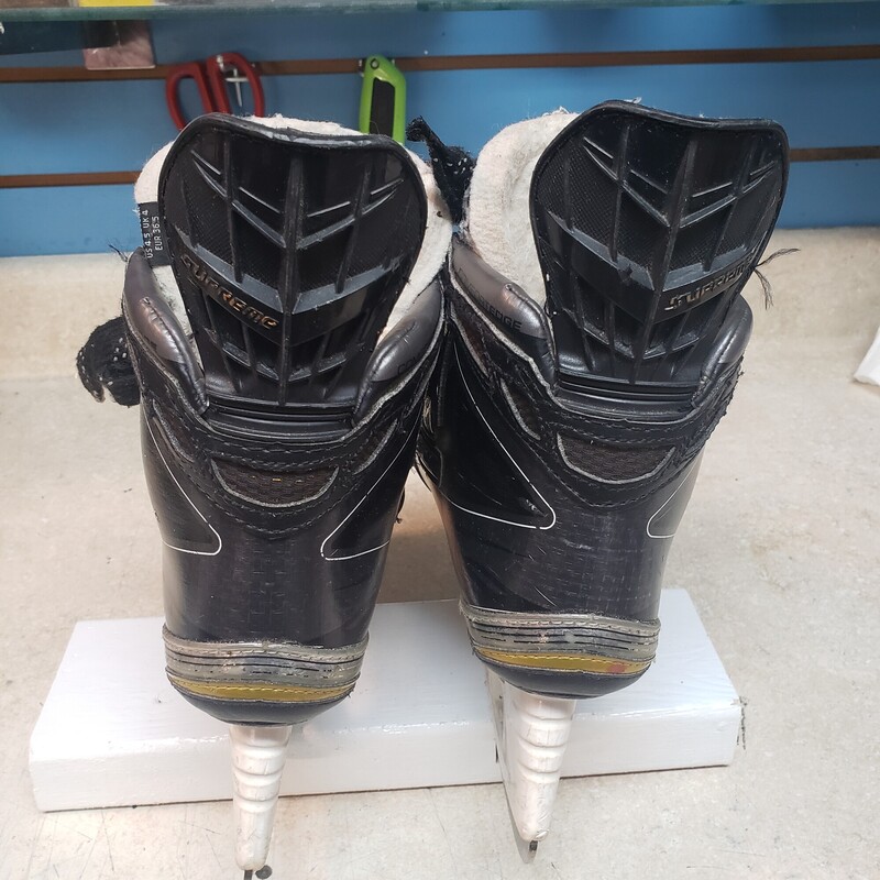 Bauer Supreme 190 Hockey Skates, Size: 3.5 EE