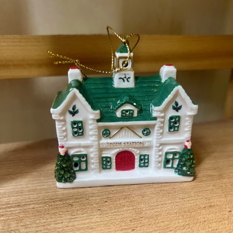 Spode Station LED Ornament
Xmas
Size: 3x3
Retail $26