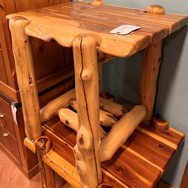 Log Side Table, Lacquer, Square