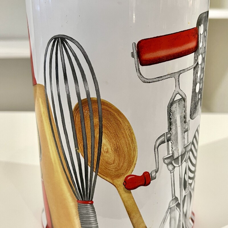 Crock Utensil Mary Lake,
Size: 8H