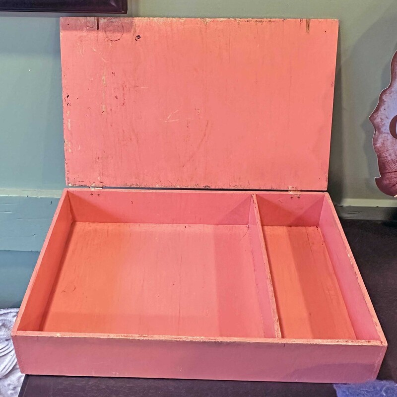 Pink Divided Wooden Box<br />
10.5 In x 16.5 In. x 3.5 In.