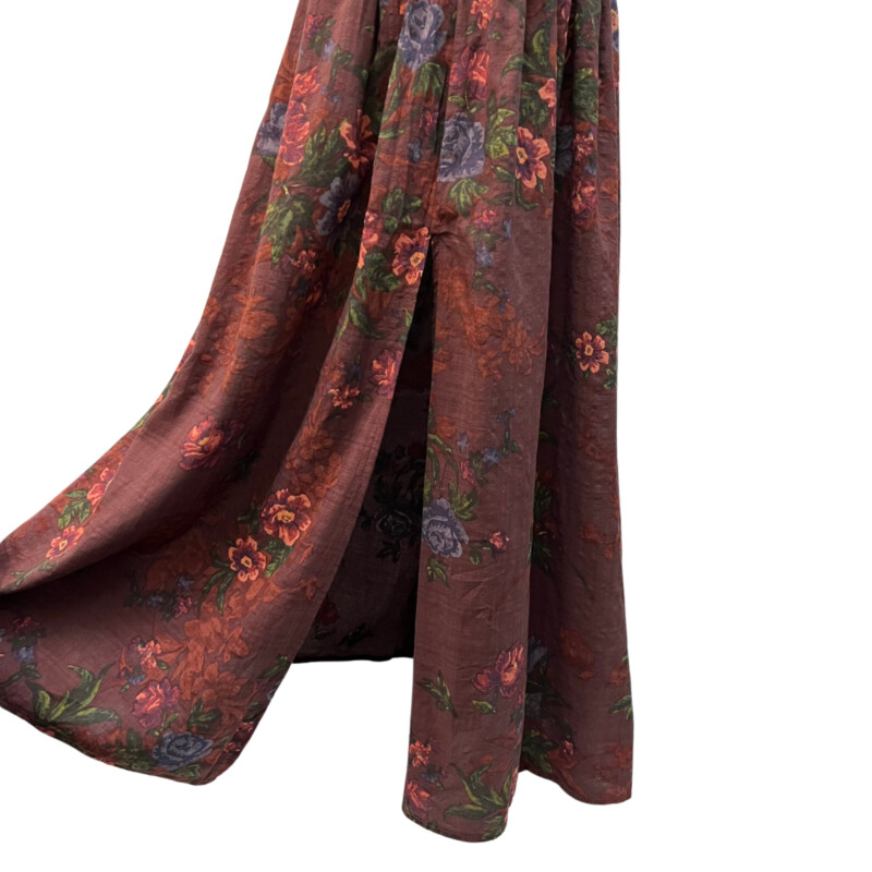 New Natural Life Skirt<br />
Cotton Blend<br />
Comfort Waist<br />
Floral Print<br />
Burgandy, Green, Peach, Red and Purple<br />
Size: Large