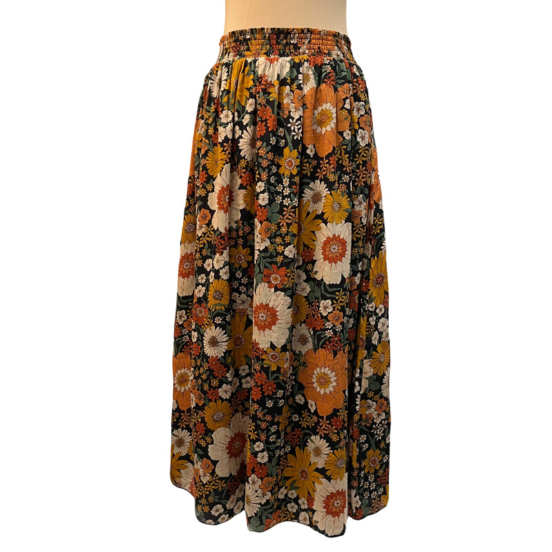 New Natural Life Skirt<br />
Cotton Blend<br />
Comfort Waist<br />
Black. Orange, Honey, Green and Cream<br />
Size: L/XL