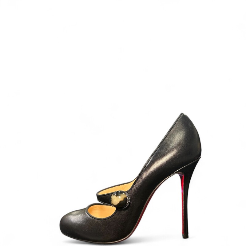 Christian Louboutin Booton Maryjanes
Black Leather
Round Toe
Heel Height: 4.5
Condition: Excellent

Does not include original dust bag or box.