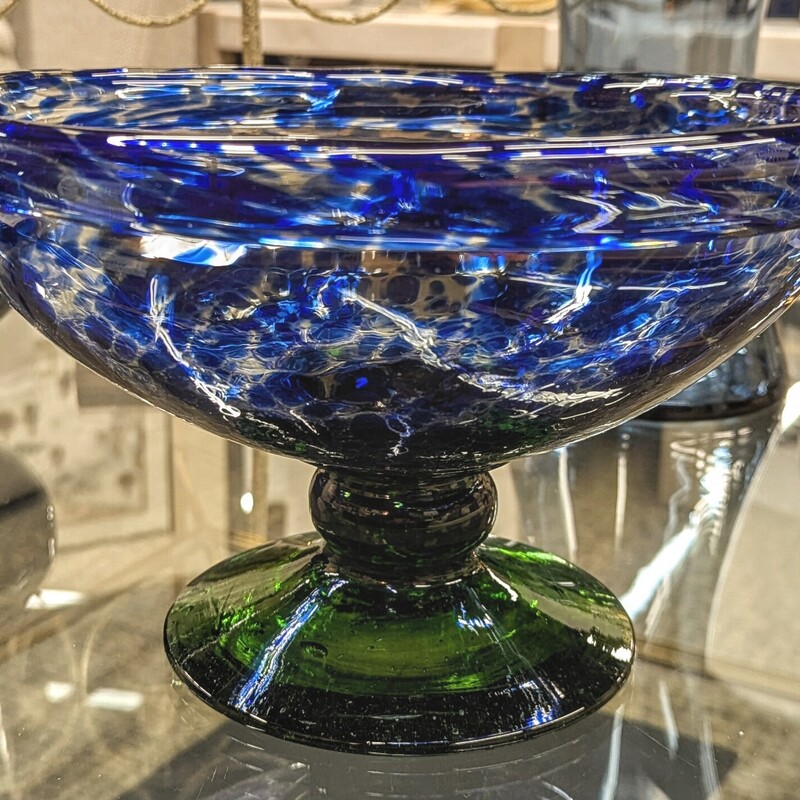 Blown Glass Tortoise Pedestal Bowl
Blue Green Clear
Size: 11x7H