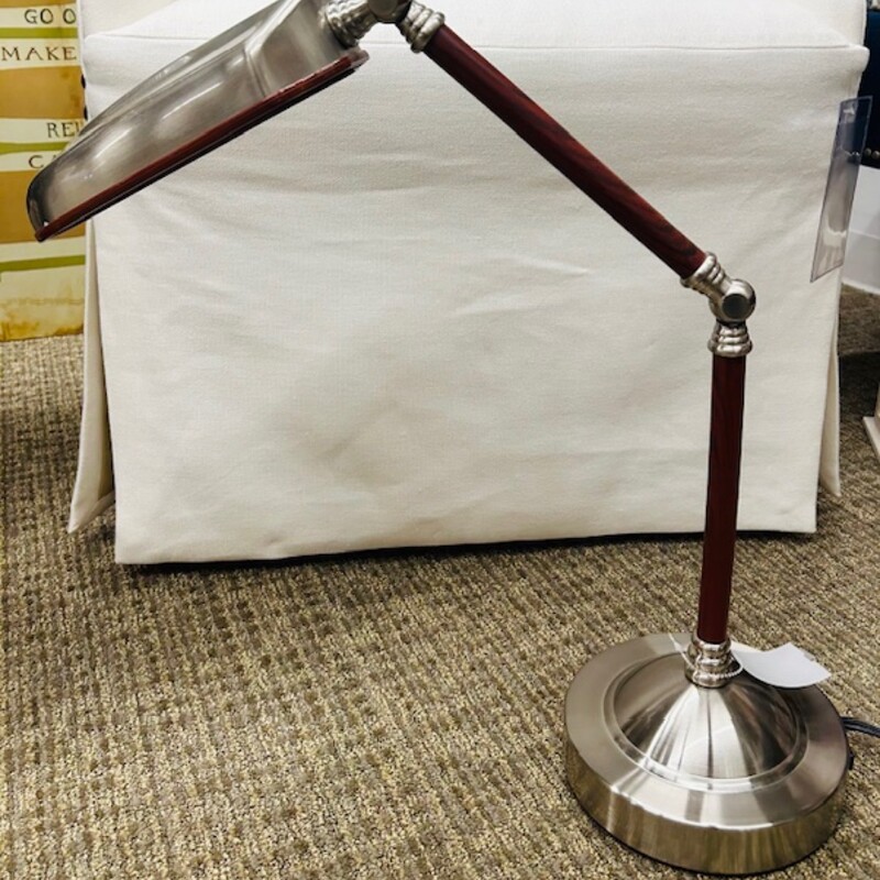 Lights of America Touch Desk Lamp
Brown Silver
Size: 22  x 20H