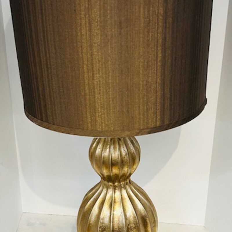 Ribbed Curvy Lamp
Gold Brown
Size: 14x26.5H