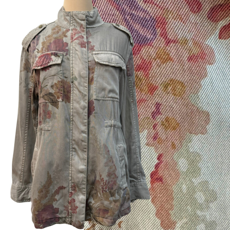 Sundance Rochelle Jacket
Soft, feminine surplus jacket with hidden snap flap pockets, and snap placket.
100%Tencel®
Color: Khaki and faded floral print
Size: Small