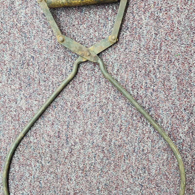 Peoples Ice & Coal Co, Ice Tongs