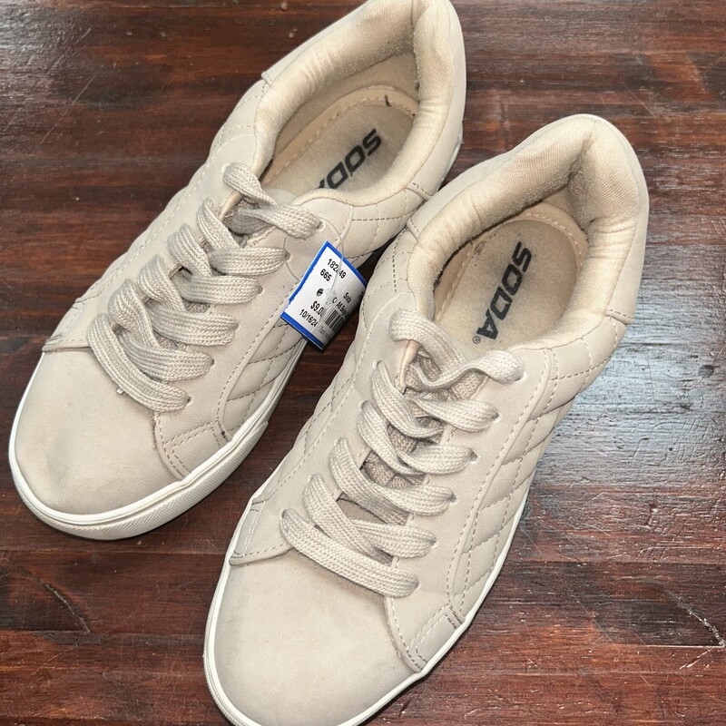 A6 Beige Quilted Sneakers