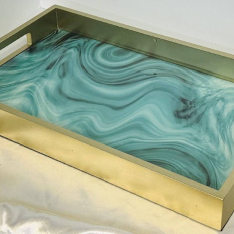 Tahari Marble Look Rectangle Tray
Gold Green
Size: 15.5 x 10 x 2H