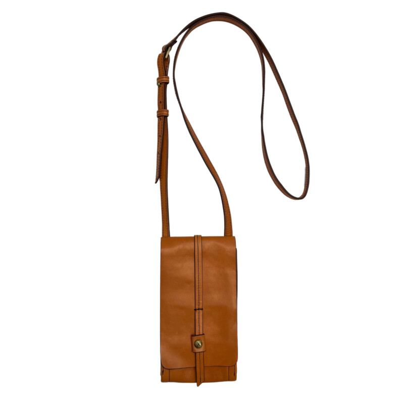 HOBO Token Bag
Crossbody Strap
Leather with Built in Wallet
Color:  Apricot