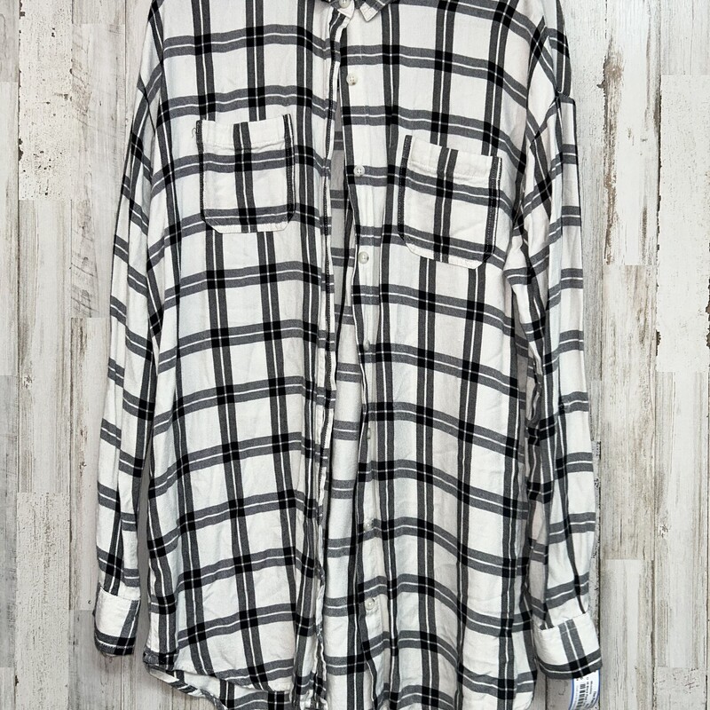 M Black Plaid Tunic, Black, Size: Ladies M