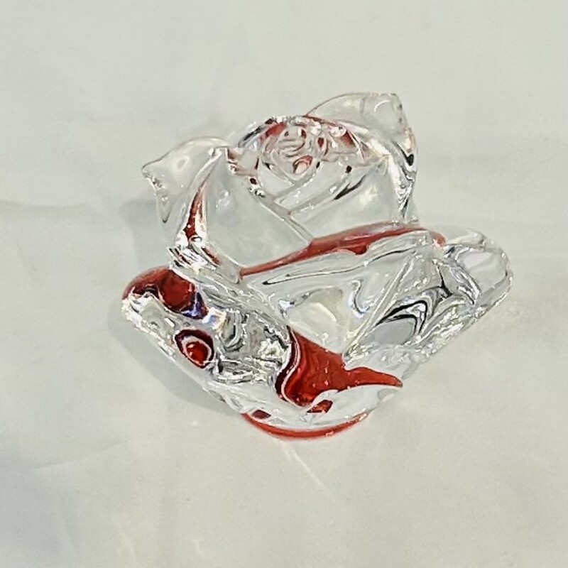 Waterford Crystal Rose Paperweight
Clear Red
Size: 3 x 3H