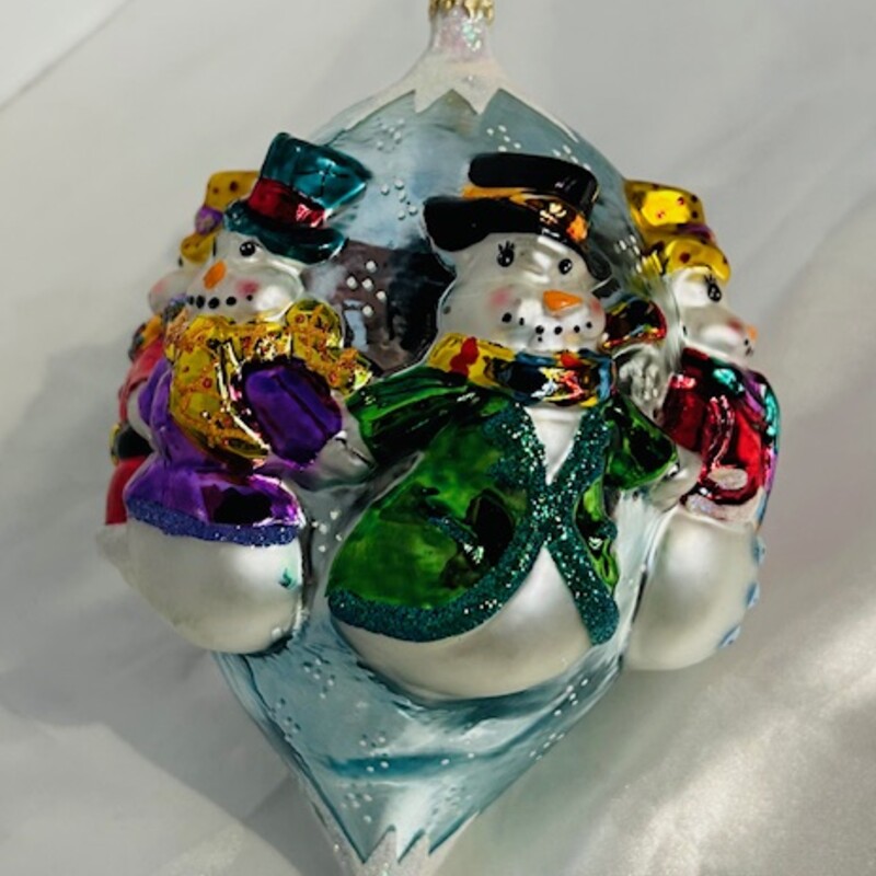 Christopher Radko Snowmen All Around Ornament
Multicolored Silver Size: 4 x 6.5H