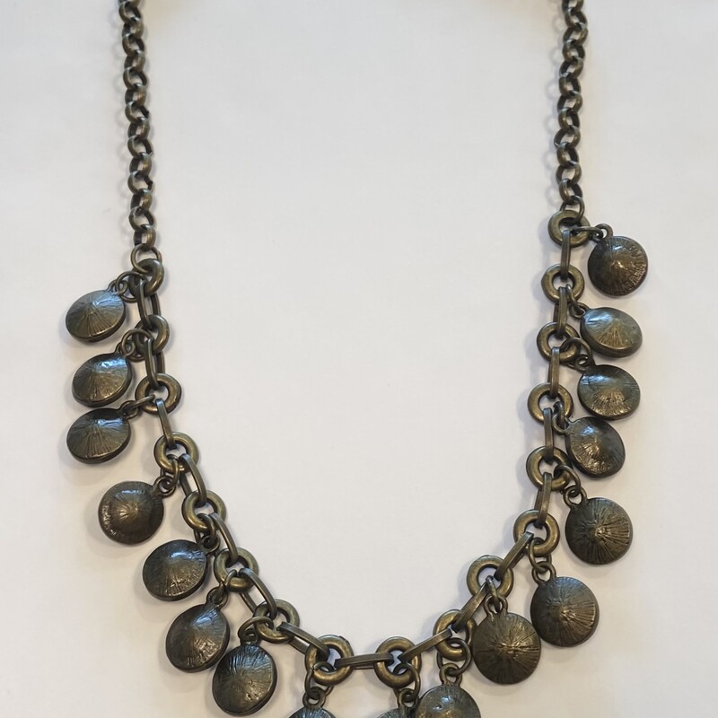 Antiqued Gem Necklace<br />
Brass<br />
Size: R $35