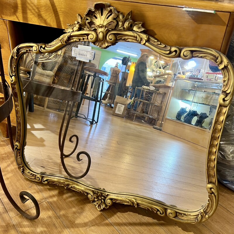 Mirror VIntage Ornate,
Size: 32x30