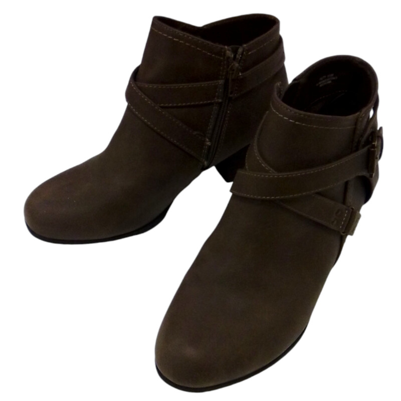 Shoes:Brown Ankle Boots