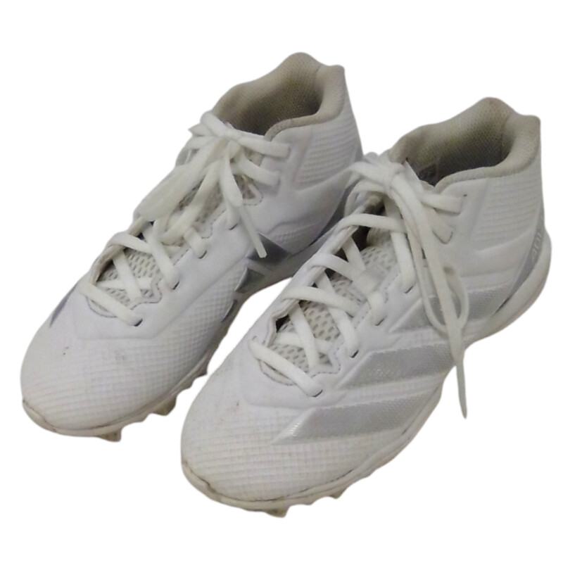 Shoes (White/Cleats), Boy, Size: 1y

Located at Pipsqueak Resale Boutique inside the Vancouver Mall, Suite 230, (upstairs between Round 1 and Golds Gym) or online at: #pipsqueakresale

All items are photographed prior to being steamed. Cross posted, items are located at #PipsqueakResaleBoutique, payments accepted: cash, paypal & credit cards. Any flaws will be described in the comments. More pictures available with link above. Local pick up available at the #VancouverMall, tax will be added (not included in price), shipping available (not included in price, *Clothing, shoes, books & DVDs for $6.99; please contact regarding shipment of toys or other larger items), item can be placed on hold with communication, message with any questions. Join Pipsqueak Resale - Online to see all the new items! Follow us on IG @pipsqueakresale & Thanks for looking! Due to the nature of consignment, any known flaws will be described; ALL SHIPPED SALES ARE FINAL. All items are currently located inside Pipsqueak Resale Boutique as a store front items purchased on location before items are prepared for shipment will be refunded.

#resalerocks #pipsqueakresale #shopvanmall #vancouverwa #portland #reusereducerecycle #fashiononabudget #chooseused #consignment #savemoney #shoplocal #weship #keepusopen #shoplocalonline #resale #resaleboutique #mommyandme #minime #fashion #reseller #usedclothing #usedtoys #secondhand #consign #store #clothes #womensclothes #kidsclothes