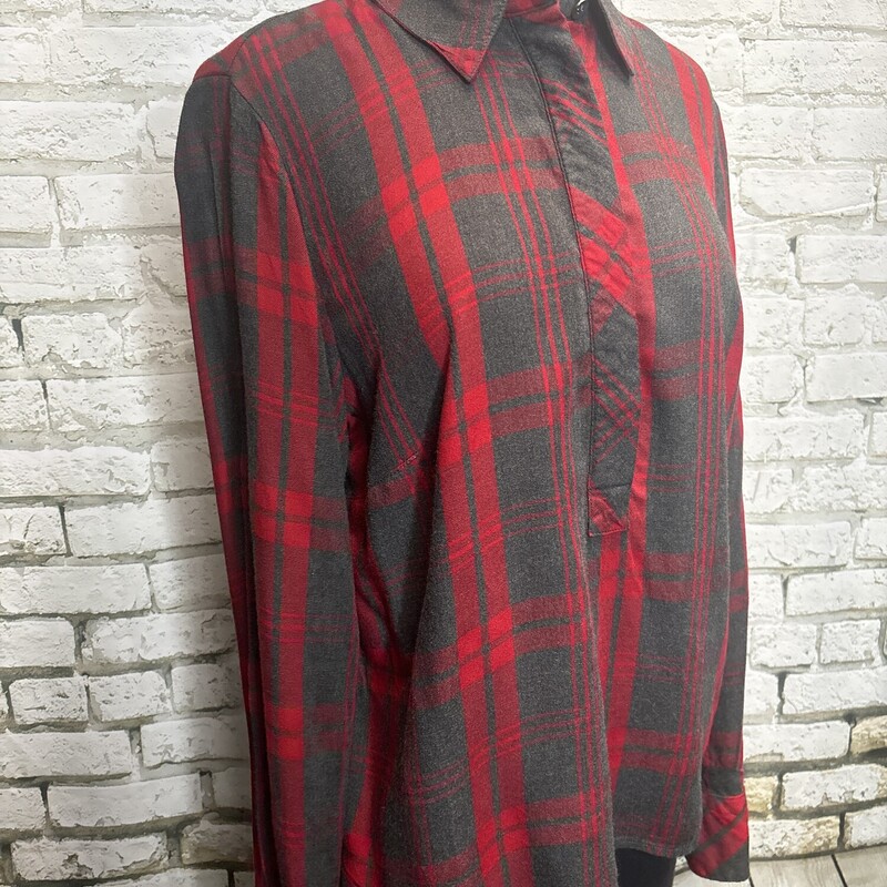 CAbi Cunningham, Plaid, Size: Medium