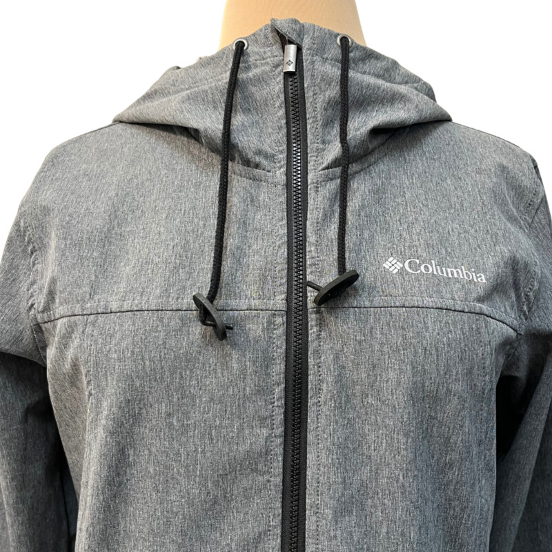 Columbia Miller Peak Softshell Jacket<br />
Hooded<br />
Color: Gray<br />
Size: Small