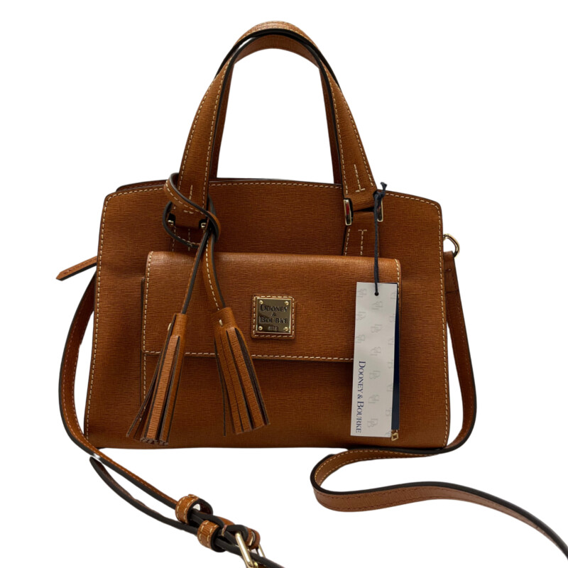 Dooney&Bourke Nana Satchel<br />
Italian Saffiano leather.<br />
Zipper closure.<br />
Detachable strap. Strap drop length: 23.25.<br />
H 7.75 x W 5 x L 10.5<br />
1 lb 10 oz<br />
Color: Natural<br />
Designed in Norwalk, CT by Peter Dooney.<br />
One outside pocket. Two inside slip pockets.<br />
One inside zip pocket.<br />
Inside key hook.<br />
Lined.<br />
Feet.