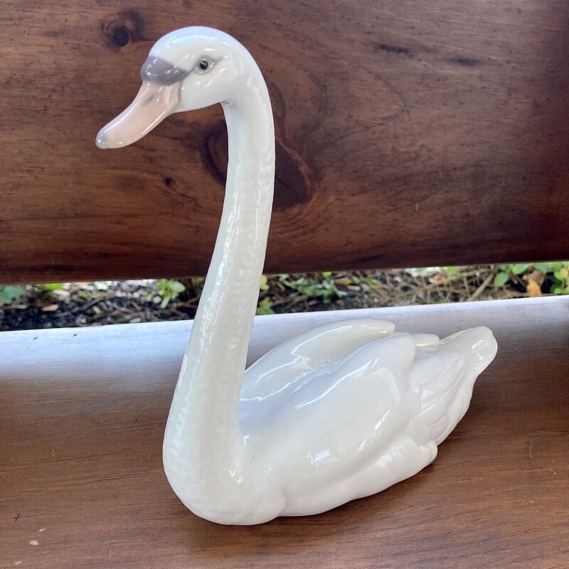 Lladro Swan