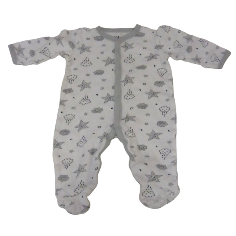 Sleeper: Stars/clouds, Boy, Size: 3/6m

Located at Pipsqueak Resale Boutique inside the Vancouver Mall, Suite 230, (upstairs between Round 1 and Golds Gym) or online at: #pipsqueakresale

All items are photographed prior to being steamed. Cross posted, items are located at #PipsqueakResaleBoutique, payments accepted: cash, paypal & credit cards. Any flaws will be described in the comments. More pictures available with link above. Local pick up available at the #VancouverMall, tax will be added (not included in price), shipping available (not included in price, *Clothing, shoes, books & DVDs for $6.99; please contact regarding shipment of toys or other larger items), item can be placed on hold with communication, message with any questions. Join Pipsqueak Resale - Online to see all the new items! Follow us on IG @pipsqueakresale & Thanks for looking! Due to the nature of consignment, any known flaws will be described; ALL SHIPPED SALES ARE FINAL. All items are currently located inside Pipsqueak Resale Boutique as a store front items purchased on location before items are prepared for shipment will be refunded.

#resalerocks #pipsqueakresale #shopvanmall #vancouverwa #portland #reusereducerecycle #fashiononabudget #chooseused #consignment #savemoney #shoplocal #weship #keepusopen #shoplocalonline #resale #resaleboutique #mommyandme #minime #fashion #reseller #usedclothing #usedtoys #secondhand #consign #store #clothes #womensclothes #kidsclothes