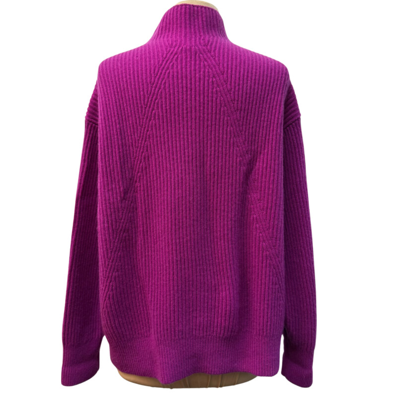 Lands End Cashmere Sweater<br />
Mock Neck<br />
Ribbed Texture<br />
Color:  Berry<br />
Size: Medium