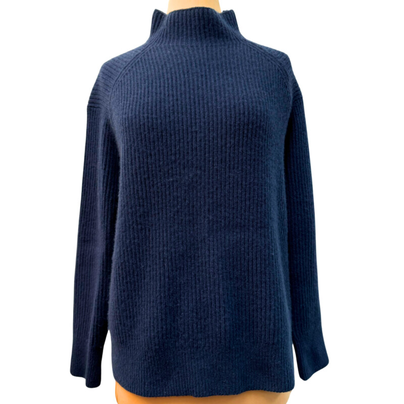 Lands End Cashmere Sweater<br />
Mock Neck<br />
Ribbed Texture<br />
Color:  Navy<br />
Size: Medium