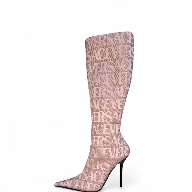 Versace Allover Knee High Pink Boots
Comes With the Original Box
Heel Height: 5
In Good Condition

Crafted in Italy from logo jacquard canvas, the Versace Allover knee-high boots bring iconic flair to your every day. The pair comes shaped with pointed toes and stiletto heel.
Comes with original box.