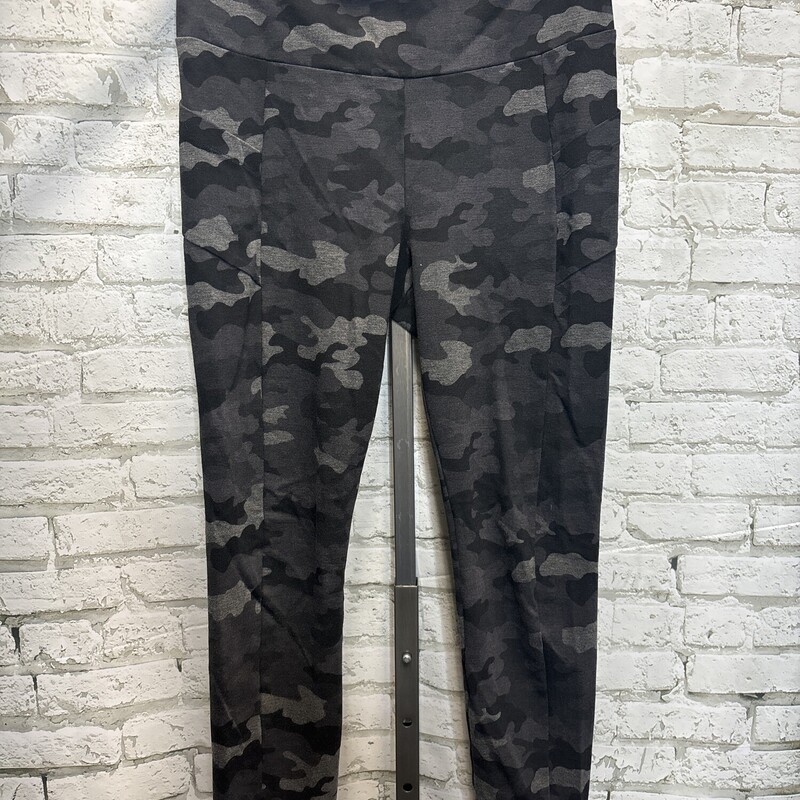 CAbi, Camo, Size: Medium