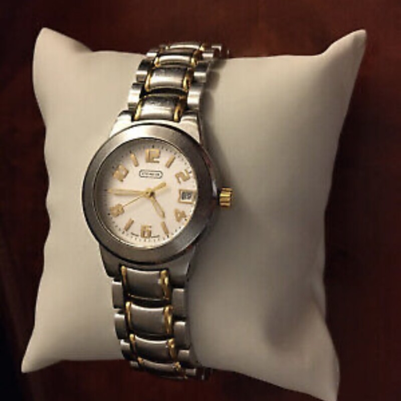 Coach Stainless Steel 2 Tone Watch
Silver Gold
Size: 8L